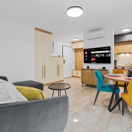 Apartament Opera Residence - Cismigiu, Eroilor, Free Private Parking Bucarest Extérieur photo