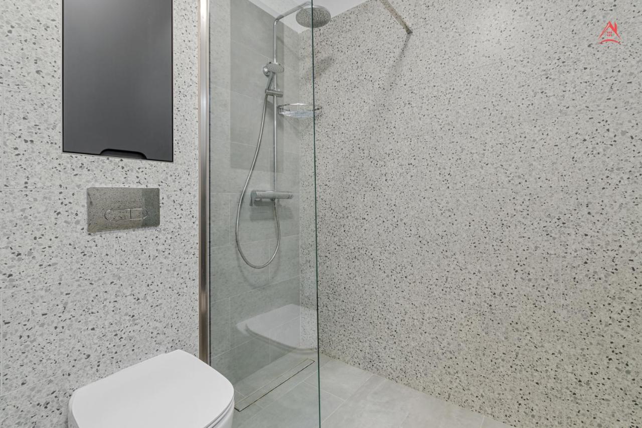 Apartament Opera Residence - Cismigiu, Eroilor, Free Private Parking Bucarest Extérieur photo